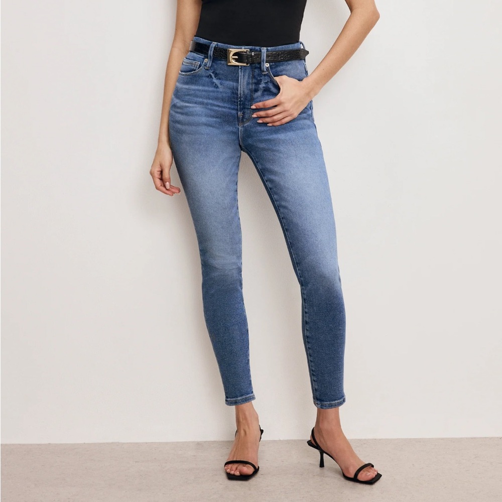 Good American Good Waist Cropped Jean - size 6 - Indigo326